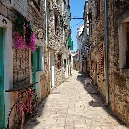 Apartment - 1 Stari Grad (Hvar)